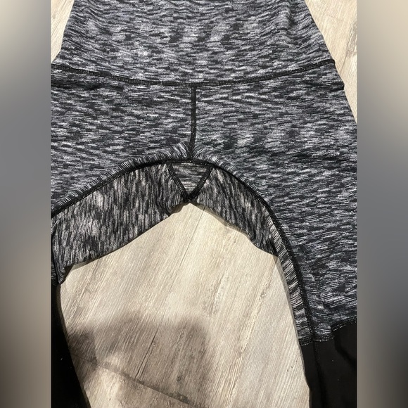Lululemon Wunder Under Stirrup Leggings - Picture 6 of 13